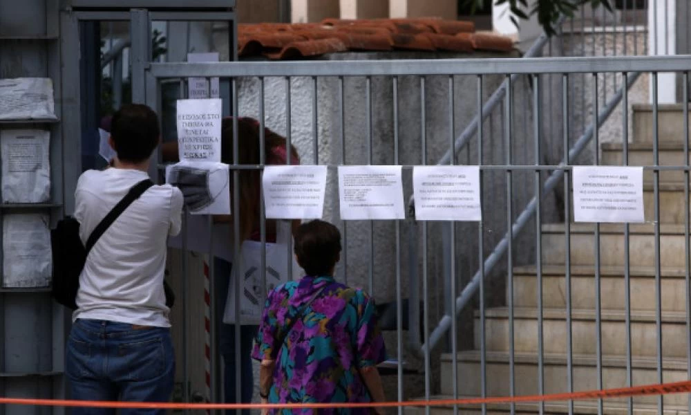 Ανήλικος με κορονοϊό στο ΑΤ Πατησίων - Μεταβαίνει κλιμάκιο του ΕΟΔΥ